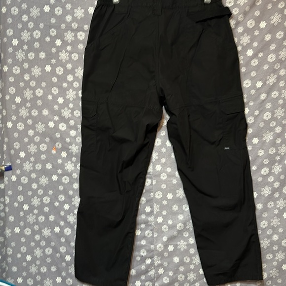 5.11 Tactical men’s Cargo pants. - Picture 6 of 6